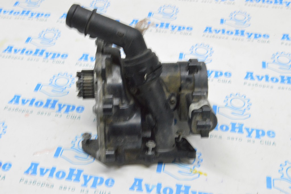 Корпус теромстата Audi A3 8V 15-20 1.8T 2.0Tв сборе с помпой (02) 06L121111H — фото 3