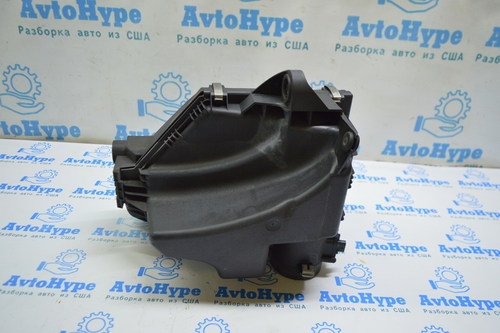 Корпус воздушного фильтра BMW X3 F25 11-17 2.0T (02) — фото 2