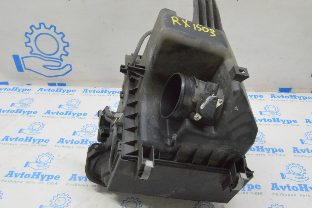 Корпус воздушного фильтра Lexus RX350 10-15