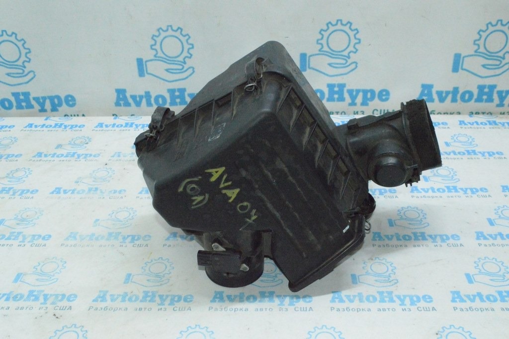 Корпус воздушного фильтра Toyota Avalon 05-12