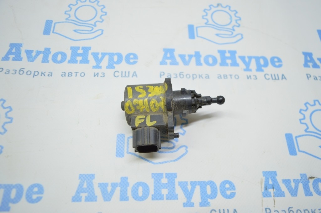 Корректор фары Lexus IS250/IS300/IS350 06-13