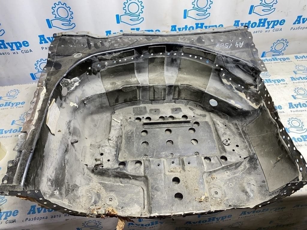 Корыто багажника Audi a4 b8 08-16 (01) небольшой деф.рихтовали