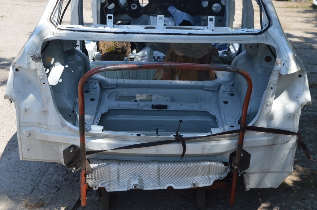 Корыто багажника BMW 3 F30 12-19 (02)