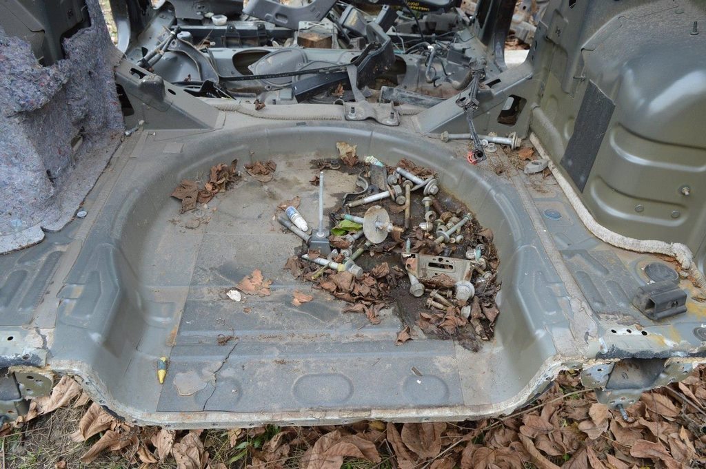 Корыто багажника Jeep Cherokee KL 14-