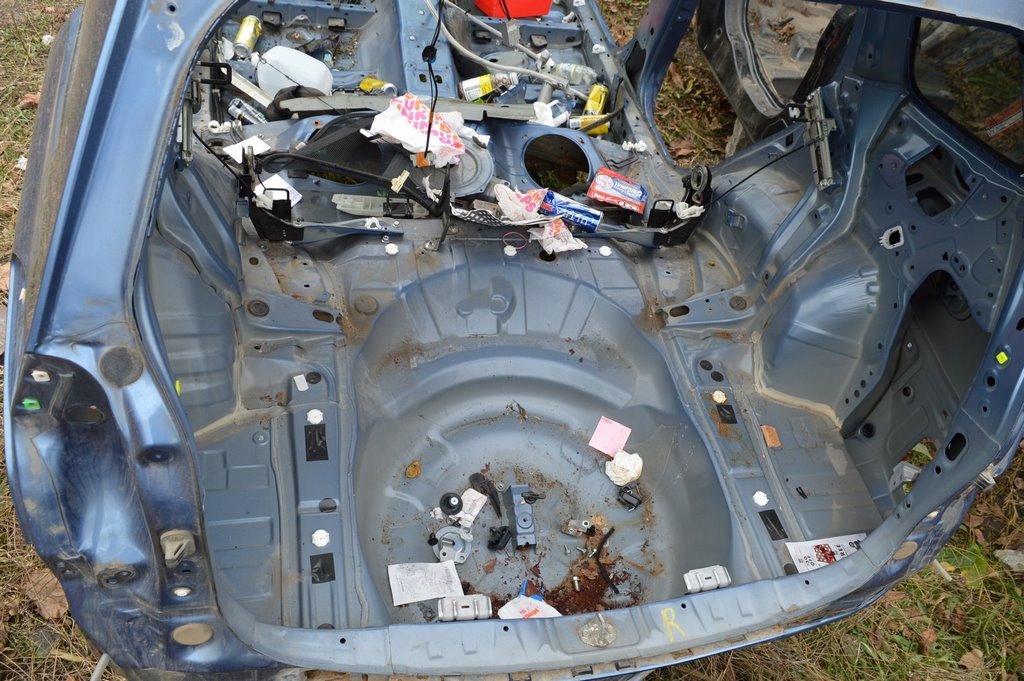 Корыто багажника Subaru Forester 14-18 SJ (04) синий цвет