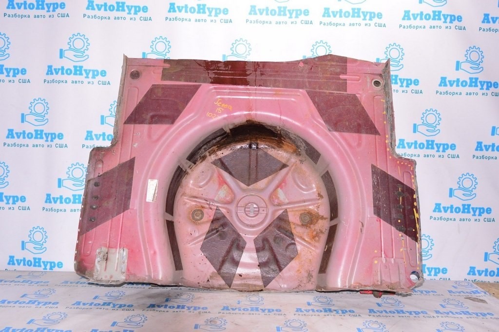 Корыто багажника VW Jetta 11-18 USA (03) золотистое
