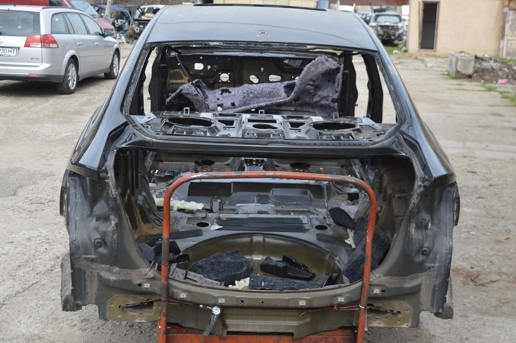 Корыто Ford Fusion mk5 13- черное (06)