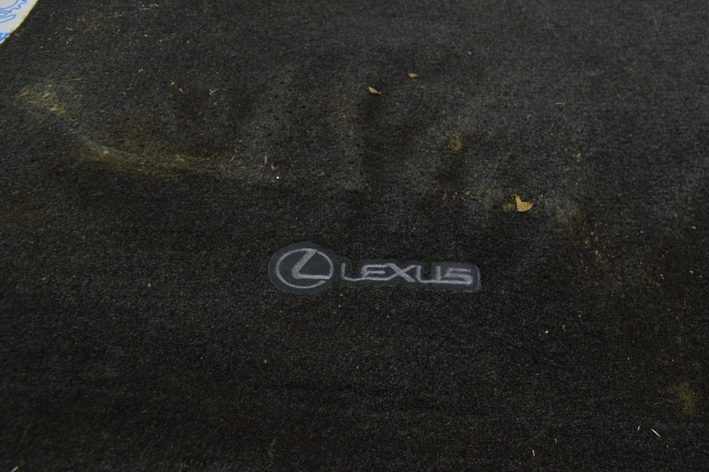 Коврик багажника Lexus GS300 GS350 GS430 06-11 черн тряпка (01) надрывы — фото 3