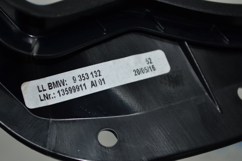 Кожух рулевой колонки BMW 3 F30 12-19 — фото 3