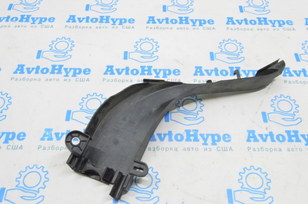 Кожух топливных трубок Audi A3 8V 15-20 1.8T, 2.0T (02)