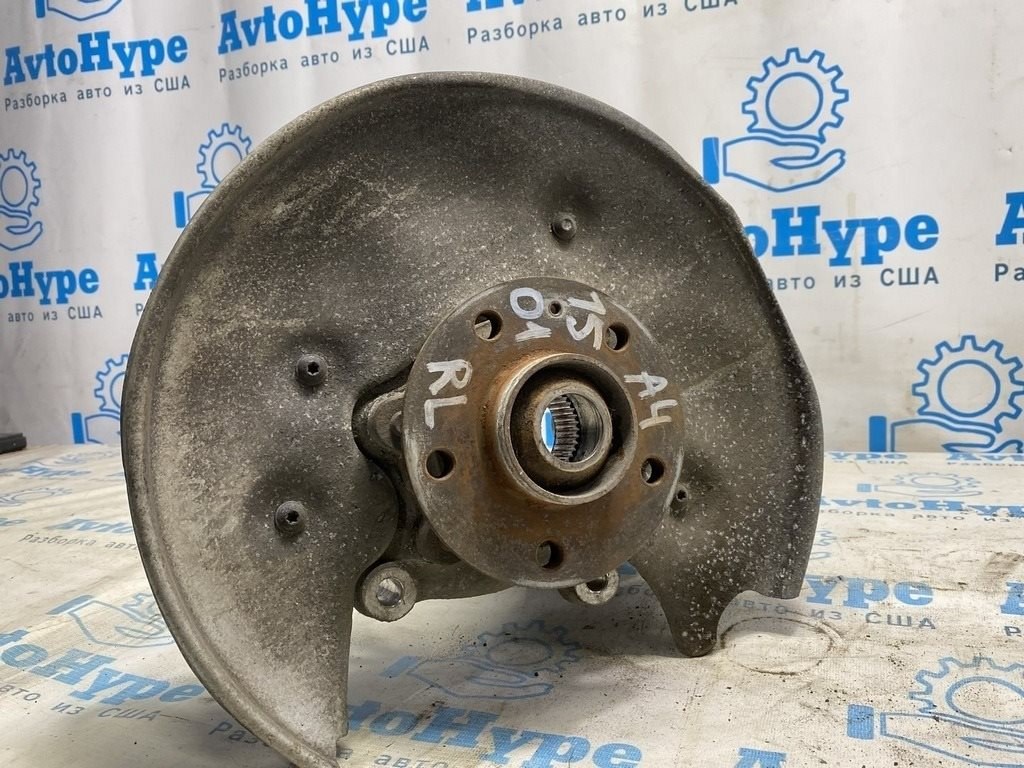 Кожух тормозного диска зад лев Audi A4 B8 08-16
