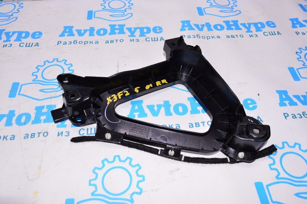 Крепеж стойки правый BMW X3 F25 11-17