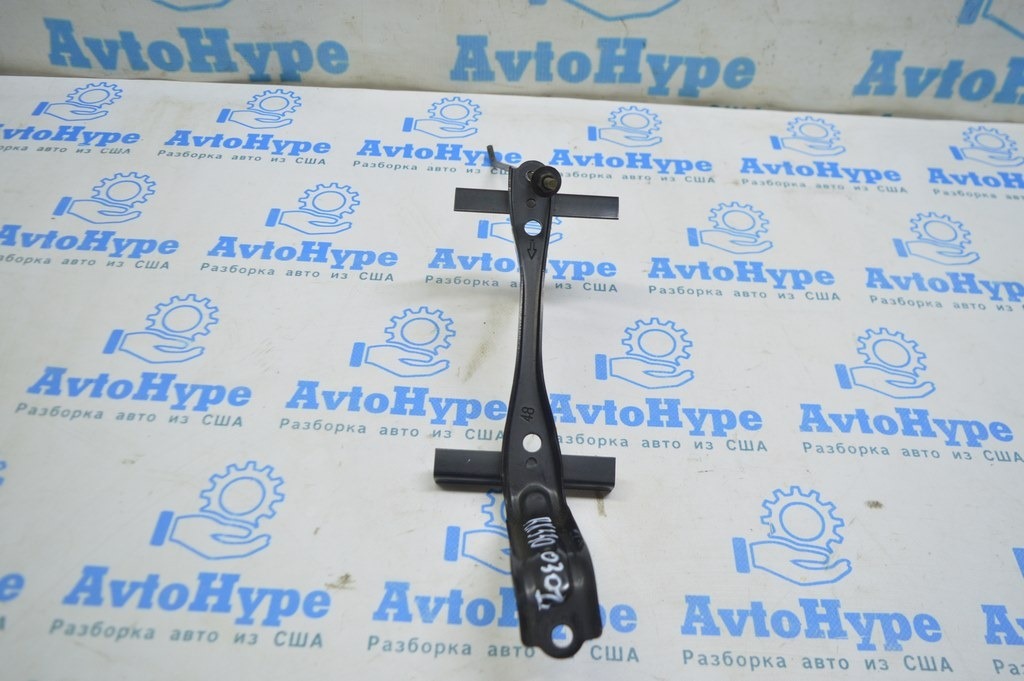 Крепление акб Lexus RX330 06-09
