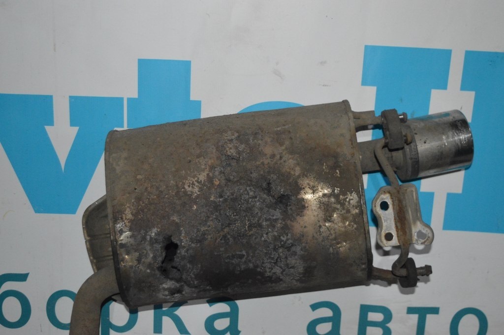 Крепление банки правое Lexus GS300 GS350 GS430 GS450h 06-11