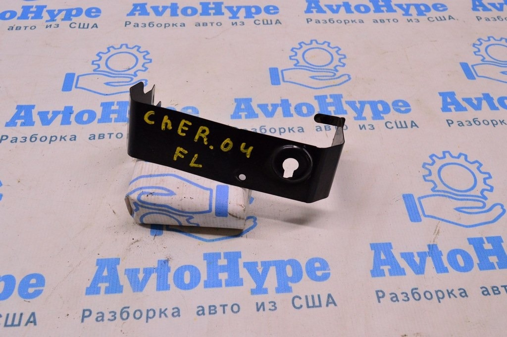 Крепление отбойника капота лев Jeep Cherokee KL 14-18