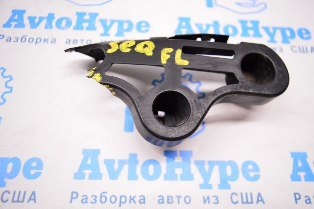Крепление переднего бампера левое Toyota Sequoia 2008-2022 (01) дефект.