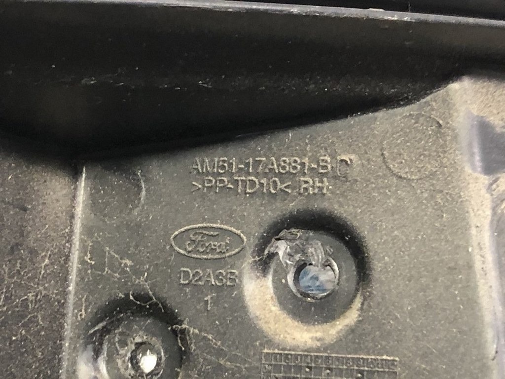 Крепление заднего бампера под фонарем правое Ford C-max MK2 13-18 — фото 3