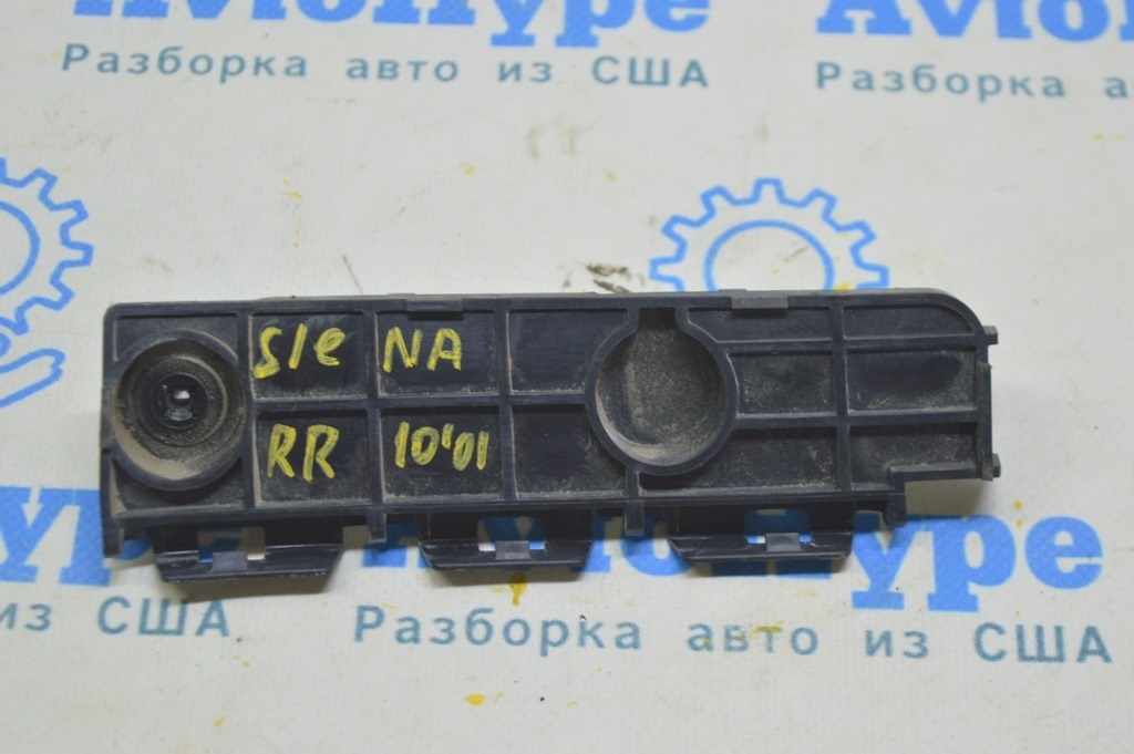 Крепление заднего бампера правое внутреннее Toyota Sienna 11-20 (01) Реал М