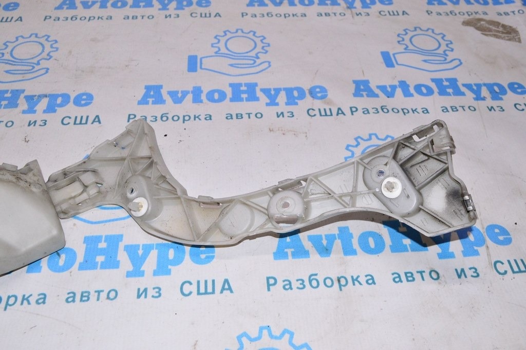 Крепление заднего бампера внешн левое Ford Focus mk3 11-14 дорест 5d — фото 2