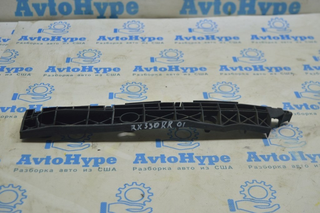 Крепление заднего бампера внешнее правое Lexus RX300 RX330 RX350 RX400h 04-09