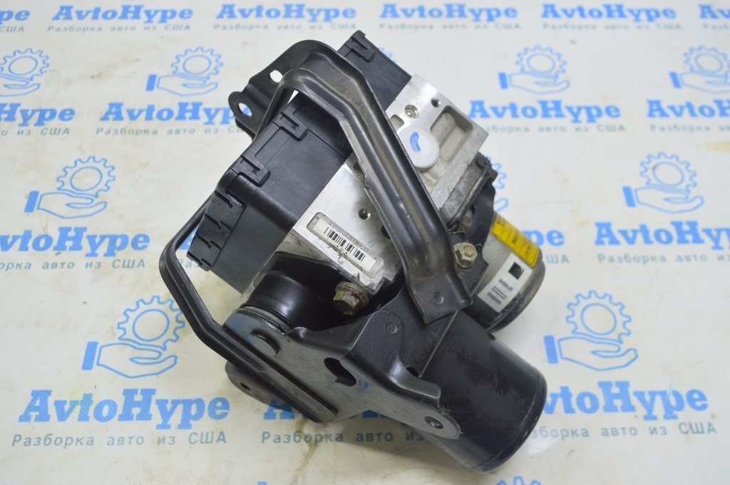 Кронштейн ABS Lexus RX400h 06-09 верхний