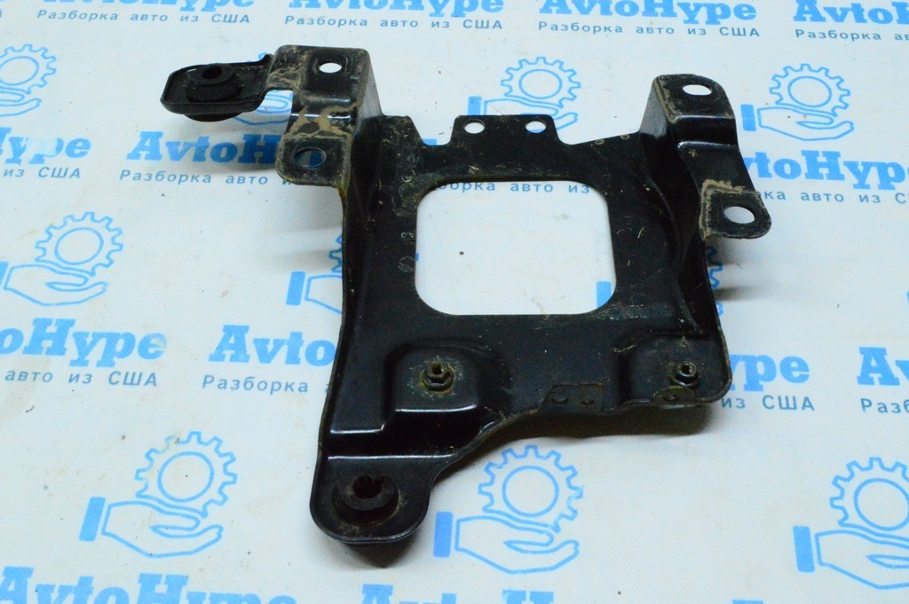 Кронштейн АКБ Ford Focus mk3 11-18