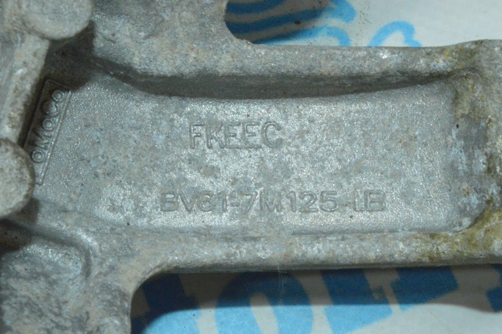 Кронштейн АКПП Ford Focus mk3 11-18 2.0 — фото 3