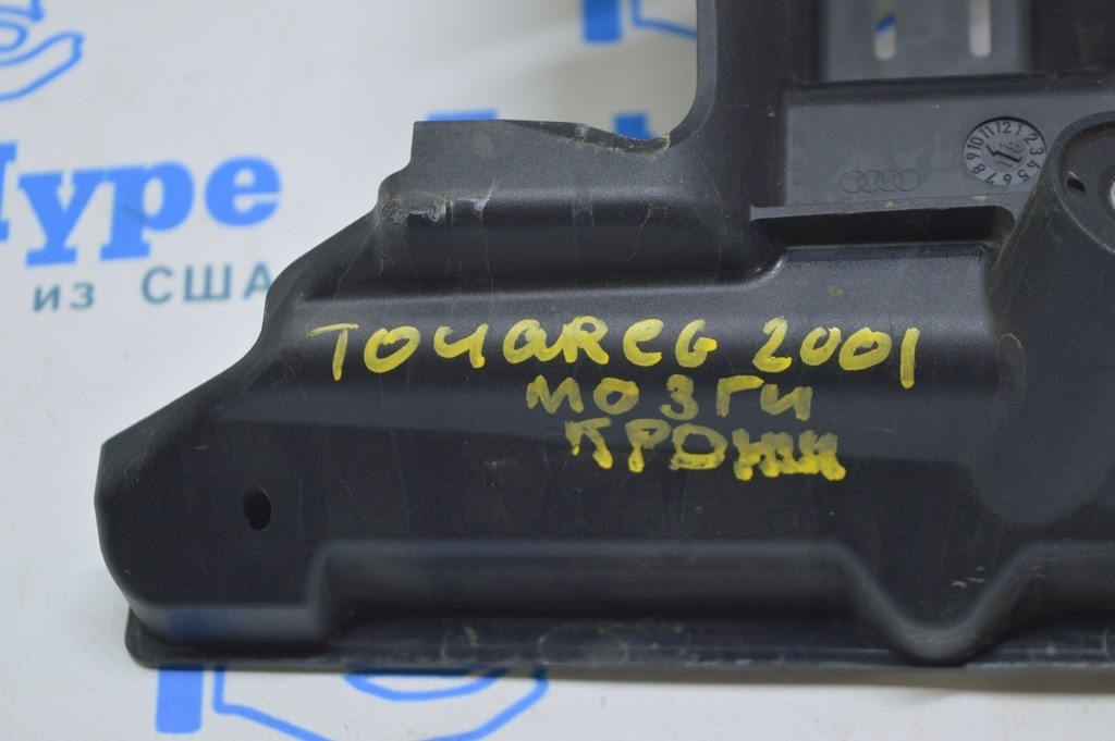 Кронштейн блока ECU компьютер двигателя VW Touareg 18- 3.0d — фото 2