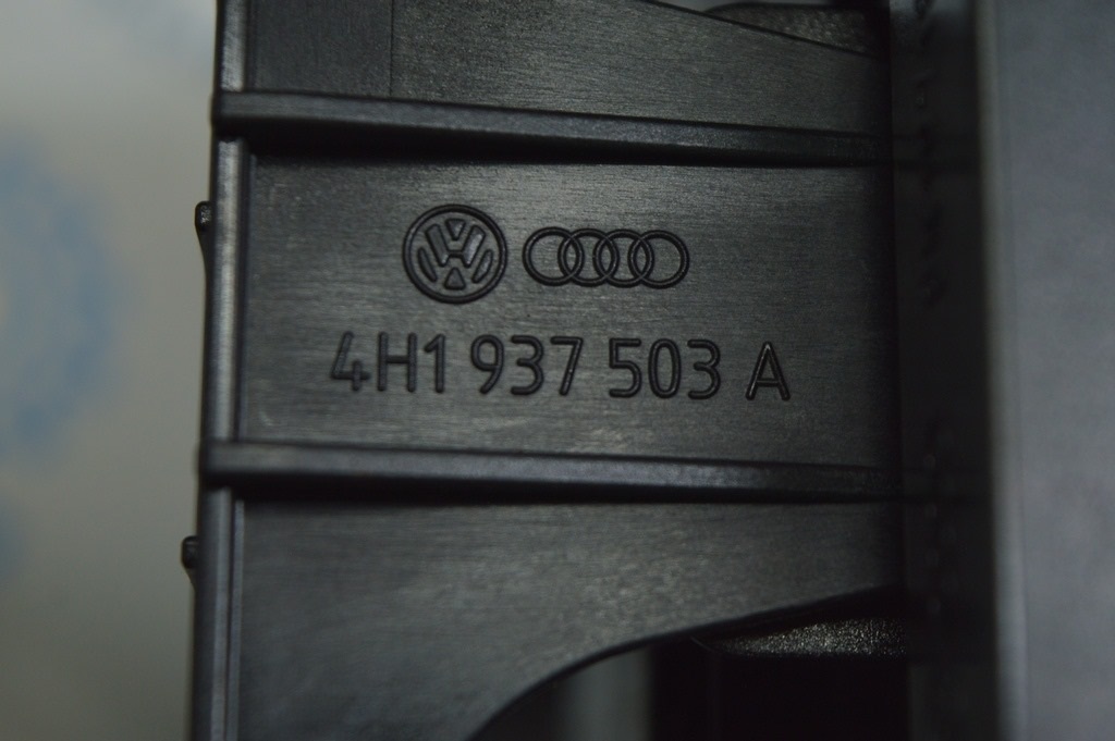 Кронштейн блока управления бортовой сети ONBOARD SUPPLY BODY CONTROL Audi A8 D4 10-17 (01) — фото 2
