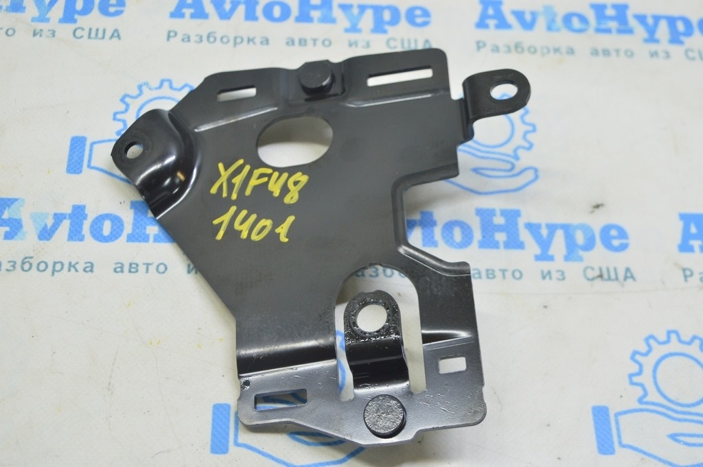 Кронштейн BMW X1 F48 16-22