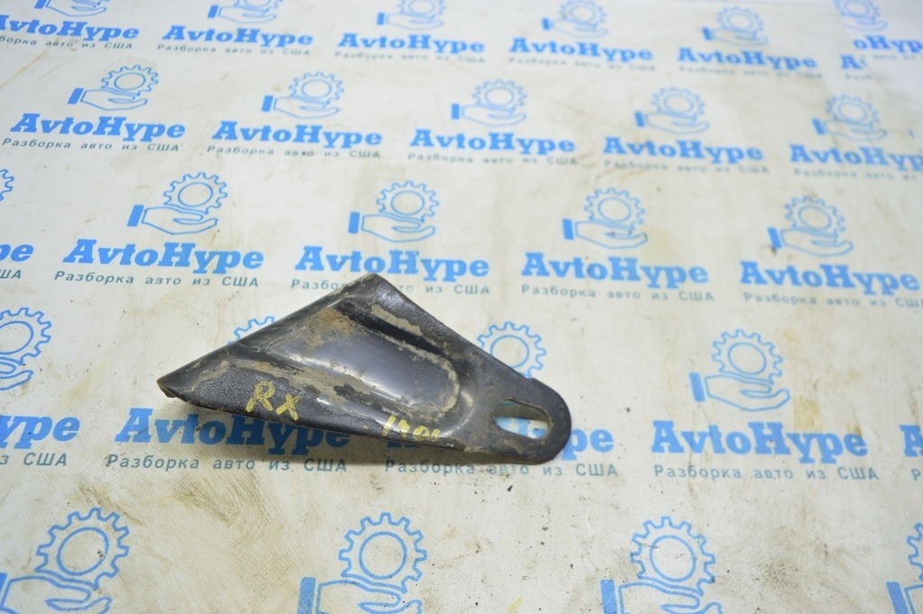 Кронштейн буксировочный правый Lexus RX350 RX450h 10-15