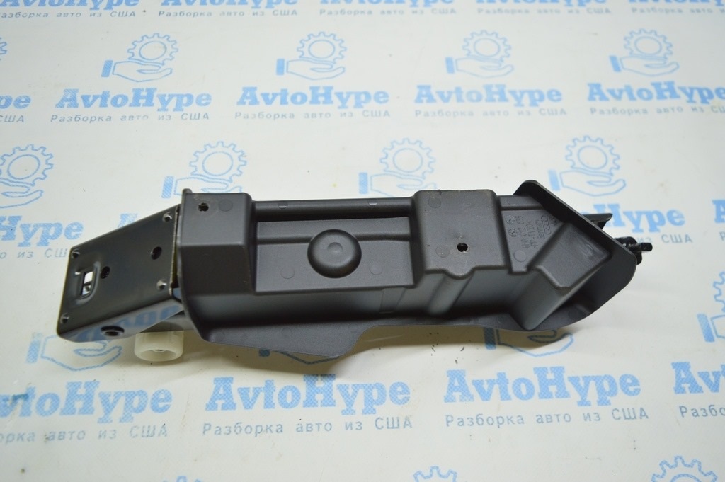 Кронштейн домкрата Audi A8 D4 10-17