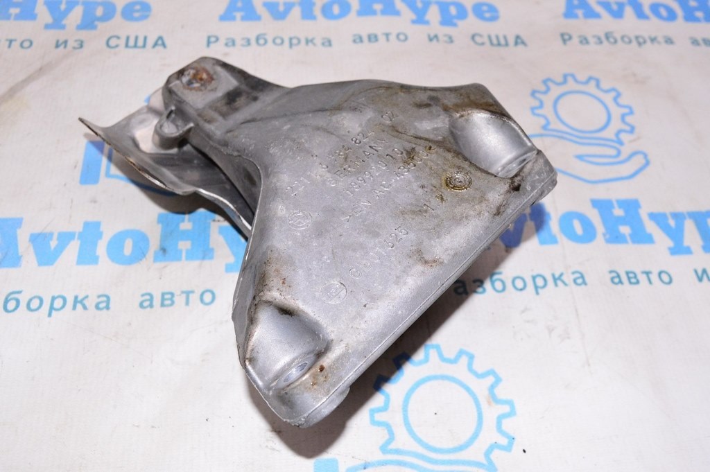 Кронштейн двигателя прав BMW X3 F25 11-17 2.0T
