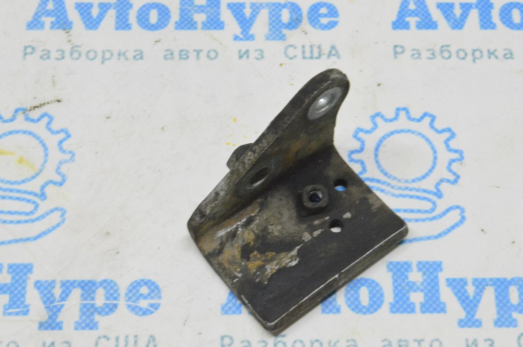 Кронштейн генератора Acura MDX 07-09 — фото 3