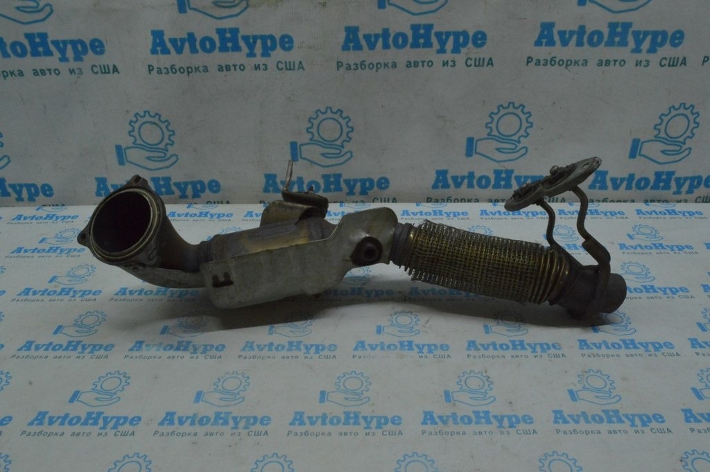 Кронштейн коллектора Ford Escape MK3 13-