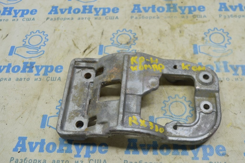 Кронштейн крепления компрессора кондиционера Lexus RX300 RX330 04-06 (01)
