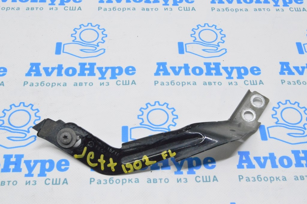 Кронштейн крыла нижн лев VW Jetta 19- (02) треснут