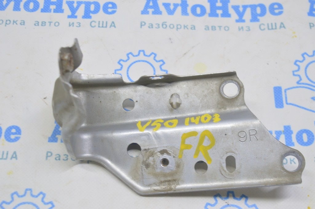 Кронштейн крыла перед прав Toyota Camry v50 12-14 usa\euro
