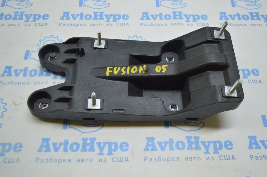 Кронштейн кулисы переключения передач Ford Fusion mk5 13-16