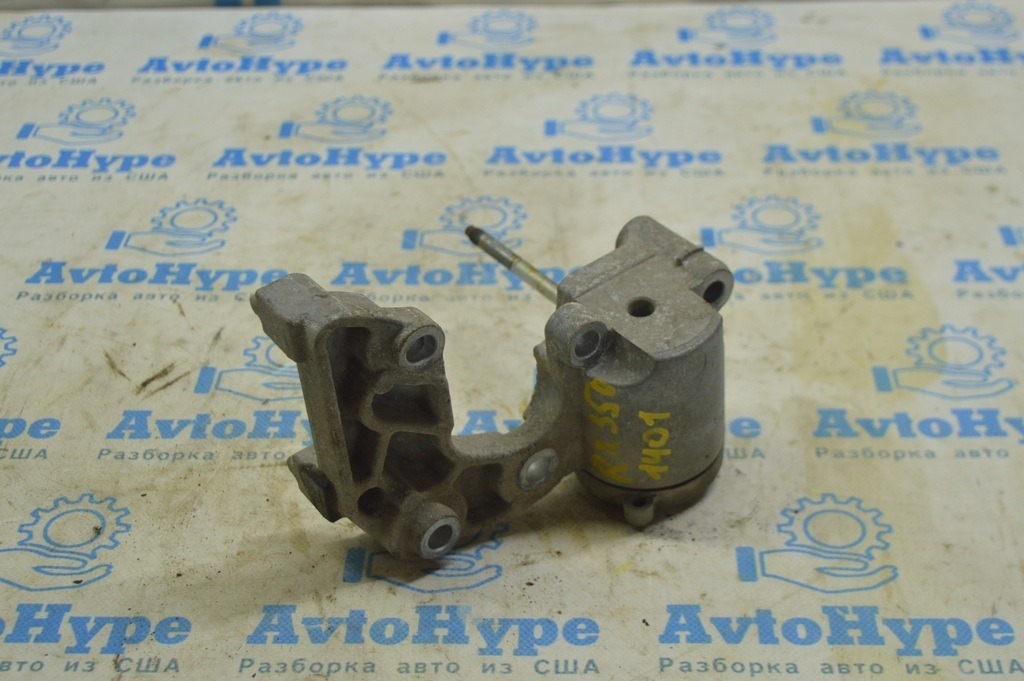 Кронштейн натяжителя приводного ремня Lexus RX350 10-15 (01)