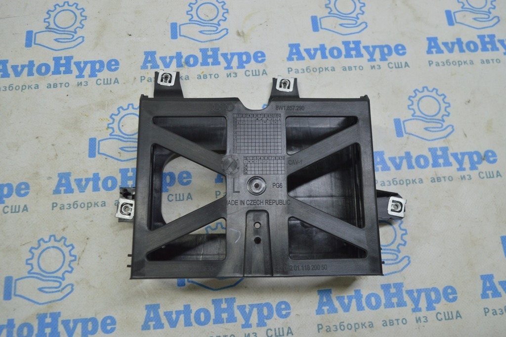 Кронштейн NAVIGATION MULTIMEDIA RADIO Audi A4 B9 17-