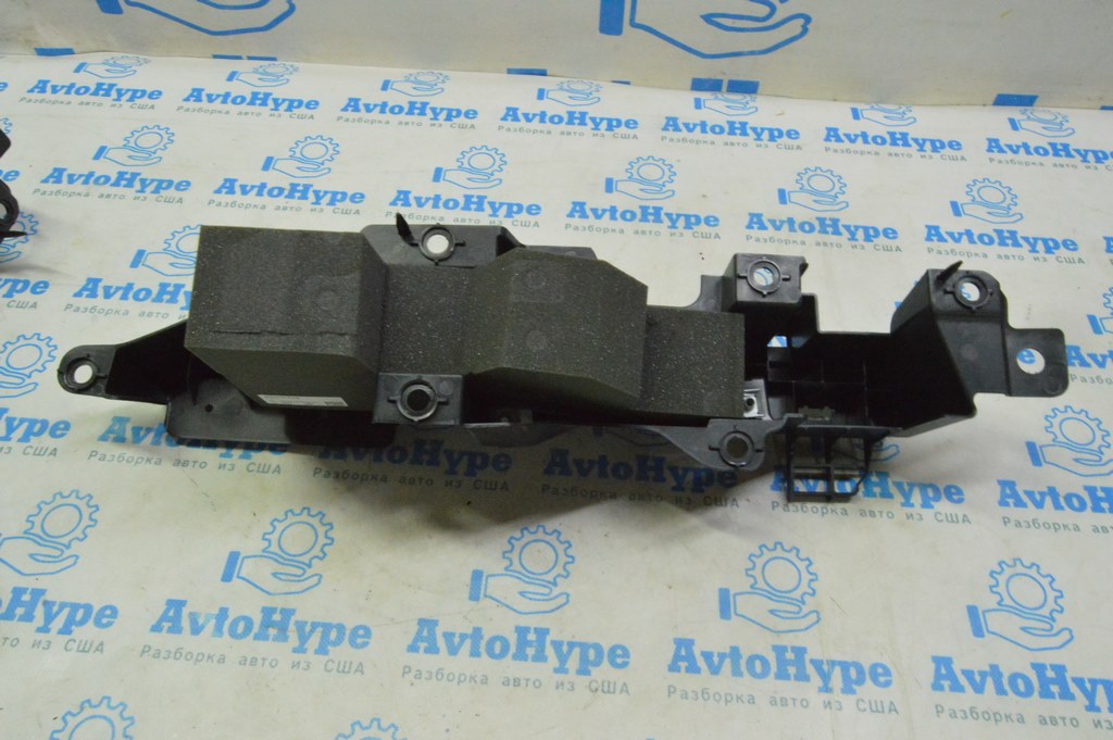 Кронштейн обшивки арки левый Jaguar I-Pace 19-25 T4K8953 — фото 2