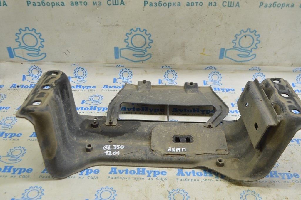 Кронштейн опоры АКПП Mercedes X164 GL W164 ML без опоры (01)
