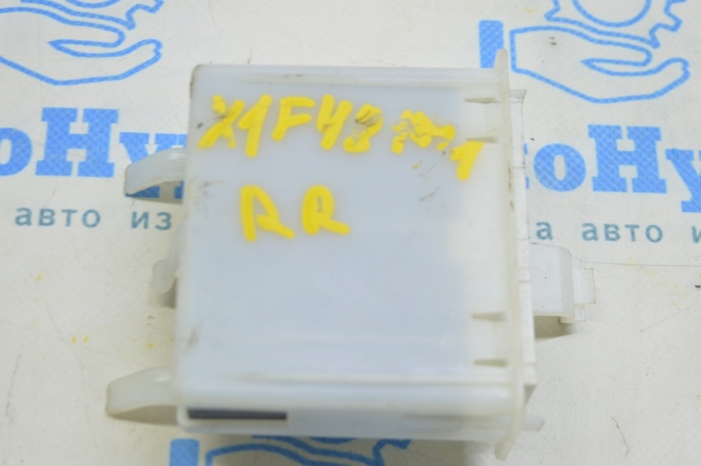 Кронштейн Park Assist Control Module BMW X1 F48 16-22 (01)