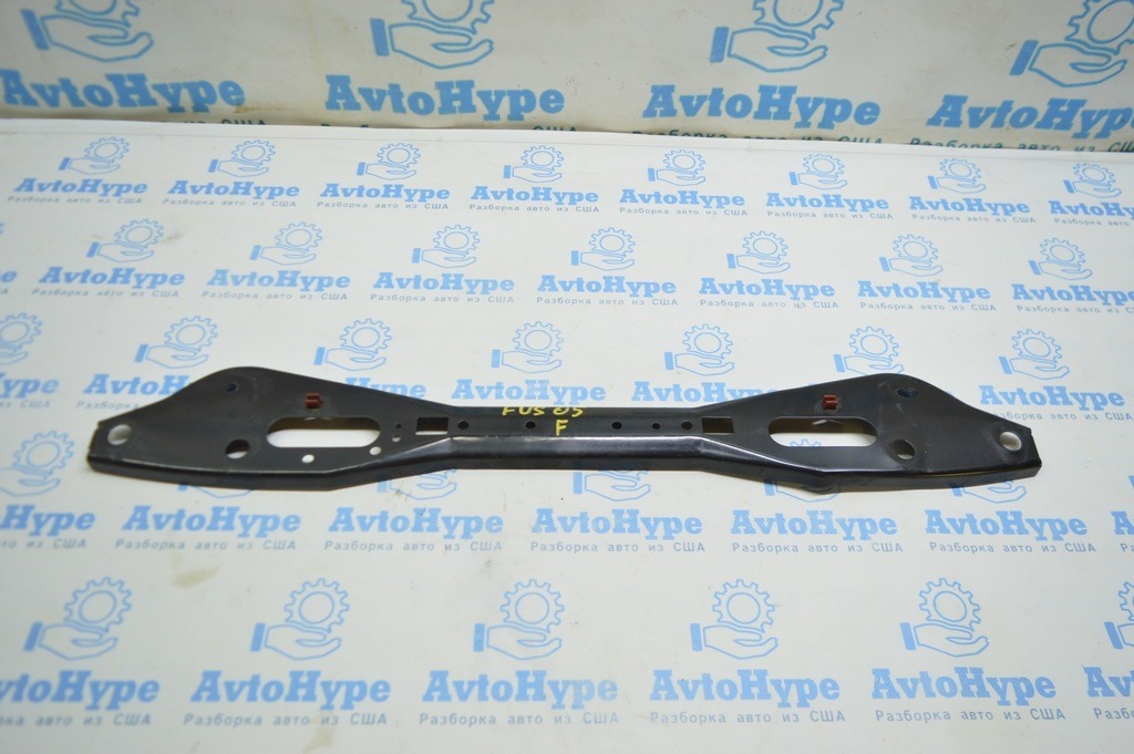 Кронштейн переднего подрамника Ford Fusion mk5 13-