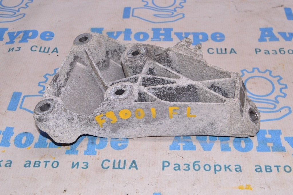 Кронштейн подушки двигателя лев BMW 328i F30 12-16 AWD (01)