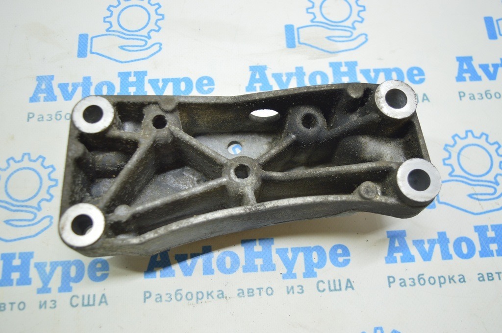 Кронштейн подушки двигателя левый Audi A3 8V 15-20 4d, 1.8T, 2.0T — фото 4