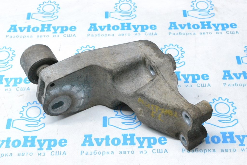 Кронштейн подушки двигателя левый Ford Mustang mk6 15-23 2.3T — фото 2