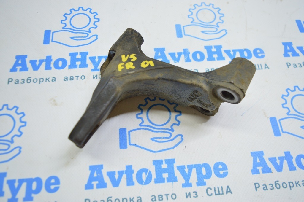 Кронштейн подушки двигателя нижний правый Toyota Camry v50 12-14 2.5, hybrid usa\euro тип 2