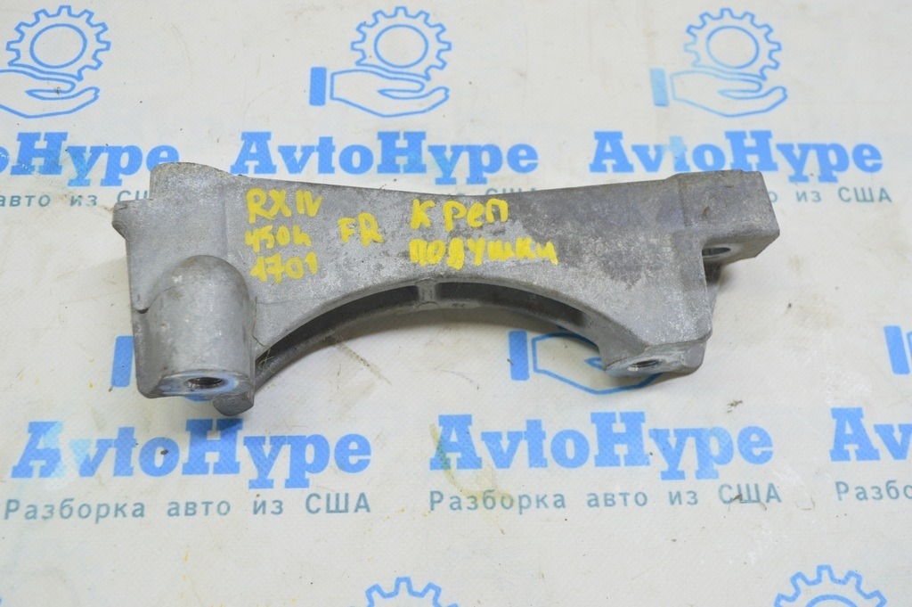 Кронштейн подушки двигателя правый Lexus RX350 RX450h 16-22